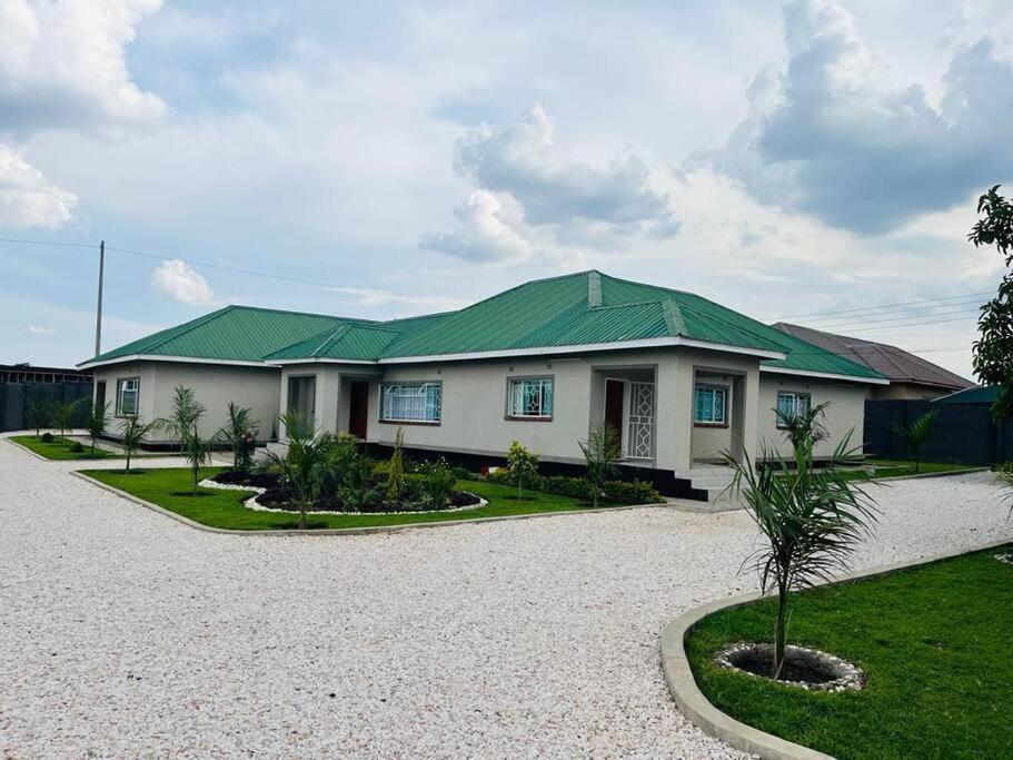 Elisheva Apartment Ndola 外观 照片